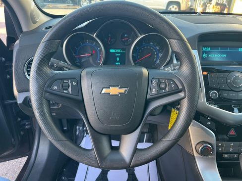 Used 2015 Chevrolet Cruze LT FWD image 26