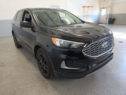 Used 2024 Ford Edge SEL AWD/4WD image 6