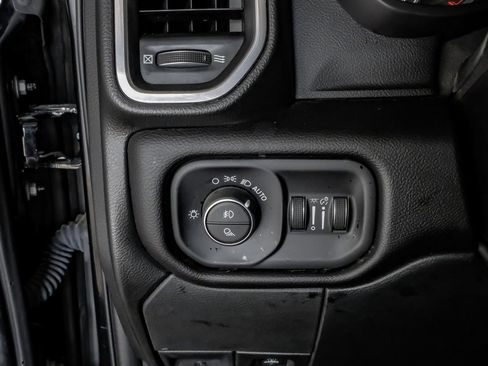 Used 2023 RAM 3500 Laramie AWD/4WD image 27