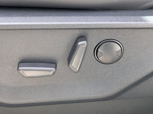 Used 2025 Ford F250 Lariat w/ Lariat Ultimate Package image 17