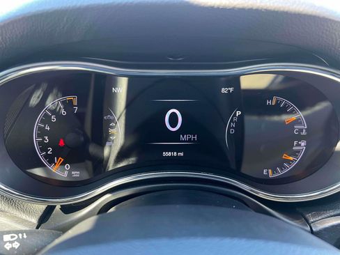 Used 2018 Jeep Grand Cherokee Altitude image 20