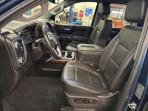 Used 2019 GMC Sierra 1500 SLT w/ SLT Convenience Package AWD/4WD image 11