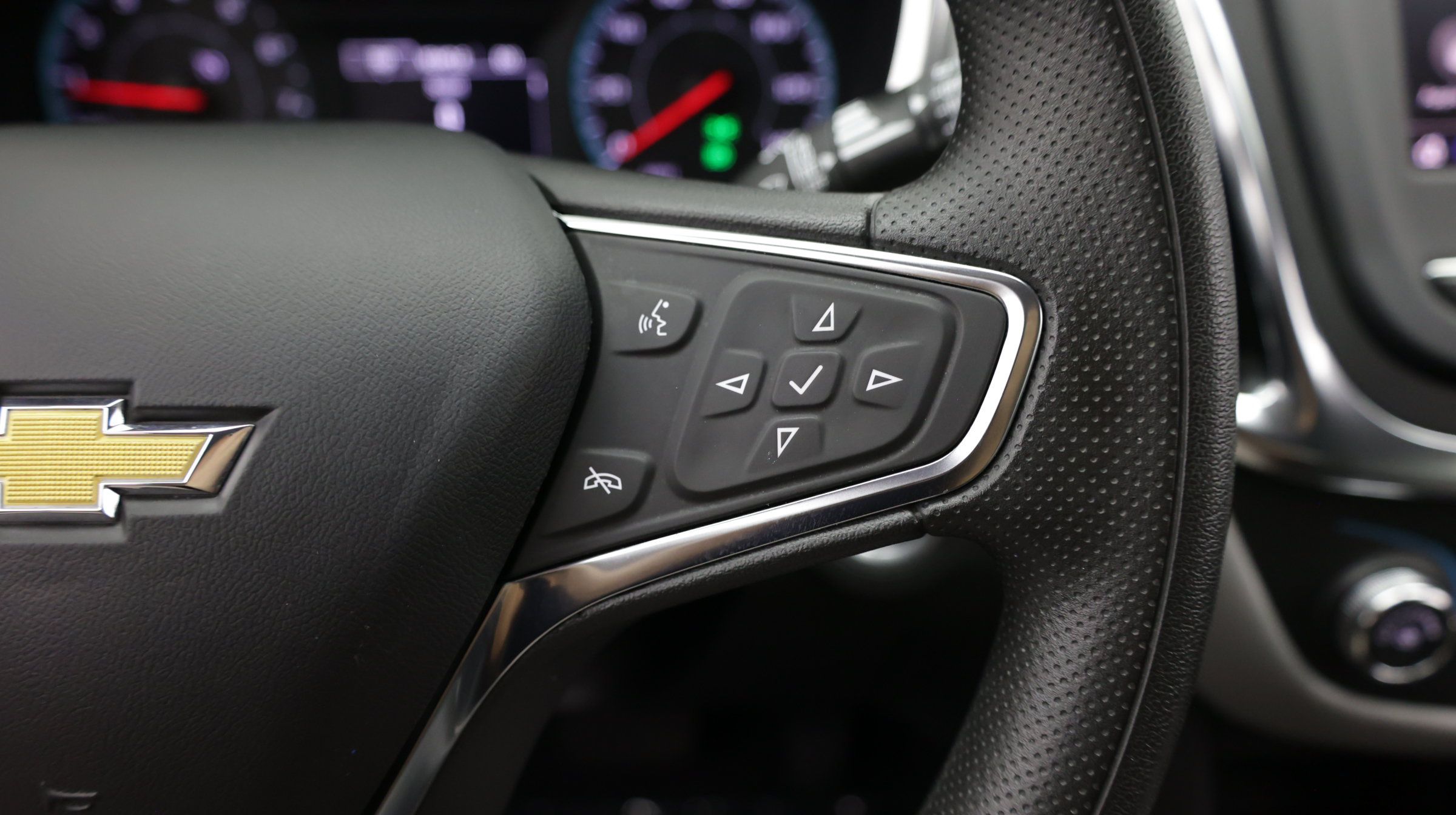 Used 2023 Chevrolet Equinox LS FWD image 24