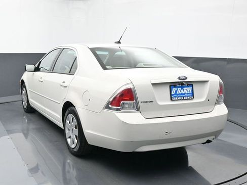 Used 2008 Ford Fusion S image 3