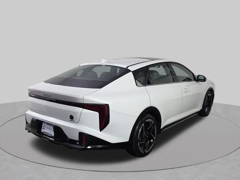 Used 2025 Kia K4 GT-Line w/ GT-Line Premium Package FWD image 14