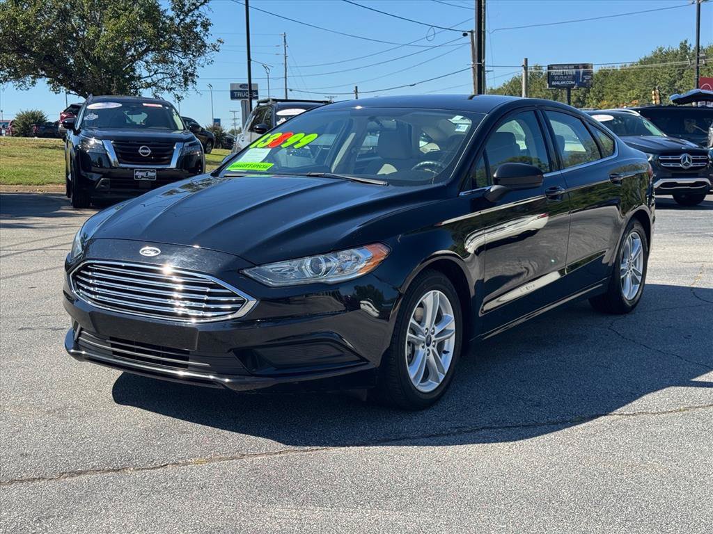 Used 2018 Ford Fusion SE w/ Fusion SE Technology Package FWD image 7