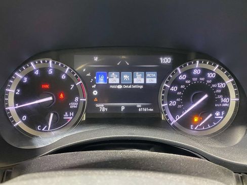Used 2022 Toyota Highlander XLE AWD/4WD image 28