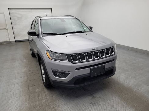 Used 2018 Jeep Compass Sport w/ Tech Group image 14