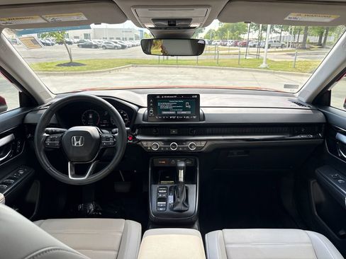 Certified 2025 Honda CR-V EX-L image 17