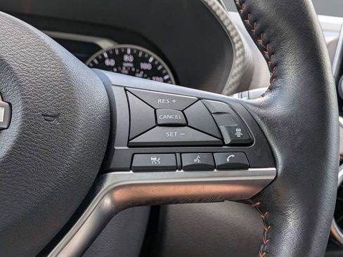 Used 2024 Nissan Sentra SR w/ SR Premium Package FWD image 35