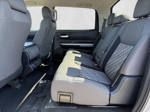 Used 2018 Toyota Tundra SR5 image 21