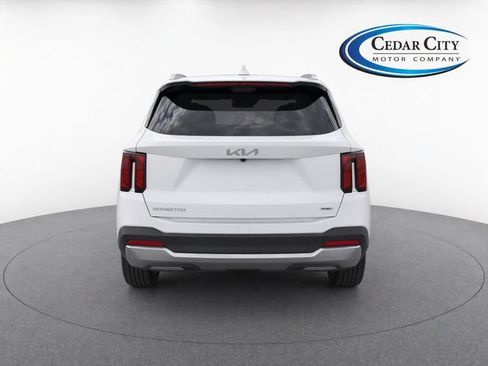 Used 2025 Kia Sorento SX Prestige AWD/4WD image 7
