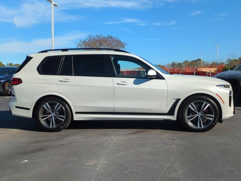 Certified 2026 BMW X7 xDrive40i w/ M Sport Package image 10