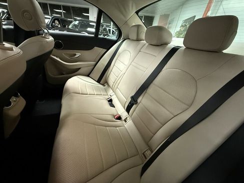 Used 2018 Mercedes-Benz C 300 Sedan image 17