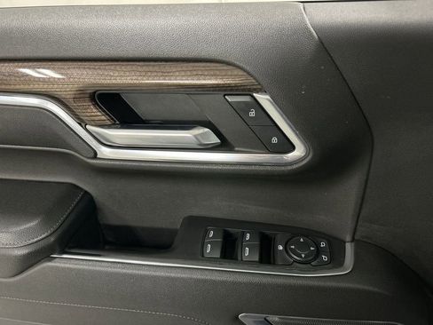 Certified 2023 Chevrolet Silverado 1500 LT AWD/4WD image 11