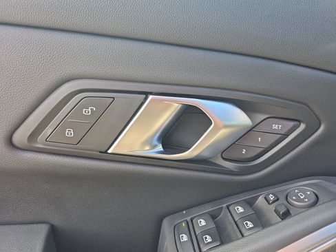 Used 2024 BMW 330i xDrive Sedan w/ Convenience Package image 26