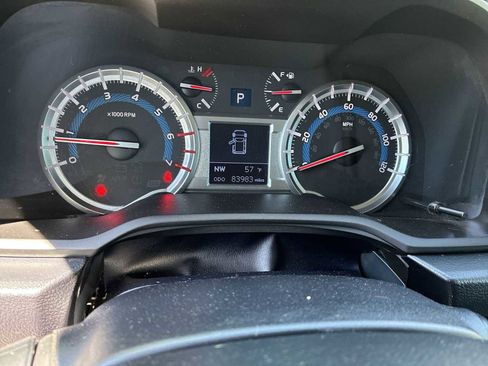 Used 2016 Toyota 4Runner Limited AWD/4WD image 9
