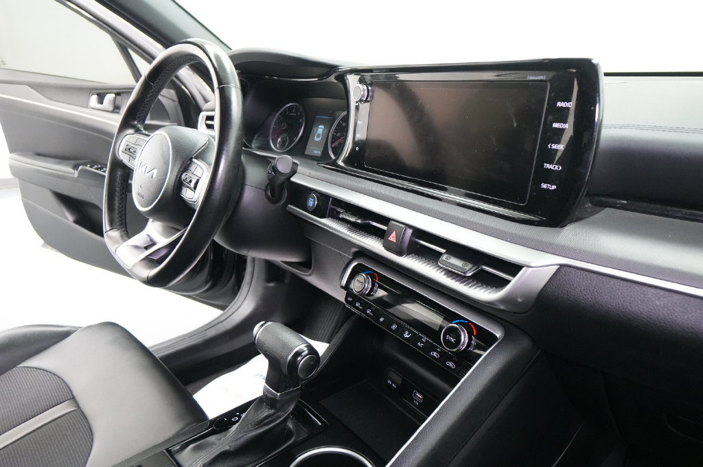 Used 2023 Kia K5 GT-Line FWD image 28