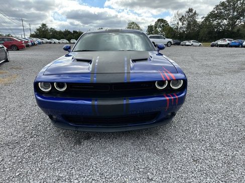 Used 2018 Dodge Challenger R/T w/ Blacktop Package image 2