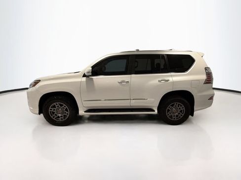 Used 2017 Lexus GX 460 Luxury AWD/4WD image 4