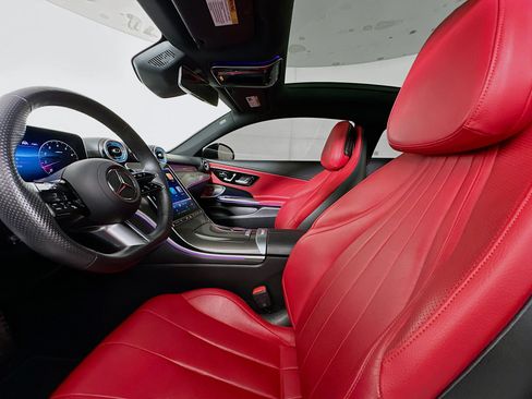 Used 2024 Mercedes-Benz CLE 300 4MATIC Coupe image 18