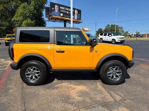 Used 2021 Ford Bronco Badlands AWD/4WD image 5