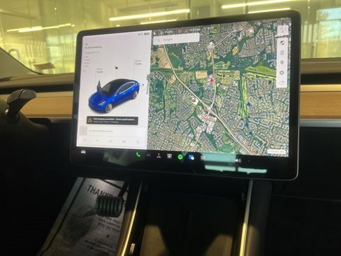 Used 2019 Tesla Model 3 Performance image 6