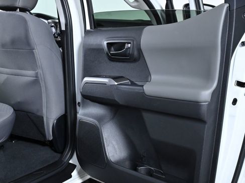 Used 2023 Toyota Tacoma SR5 image 29