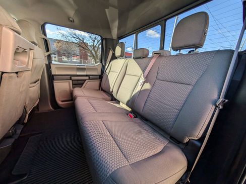 Used 2016 Ford F150 XLT w/ Equipment Group 302A Luxury image 18