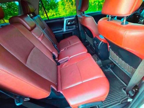 Used 2018 Toyota 4Runner Limited AWD/4WD image 22