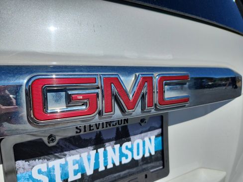 Used 2018 GMC Yukon Denali w/ Denali Ultimate Package image 23