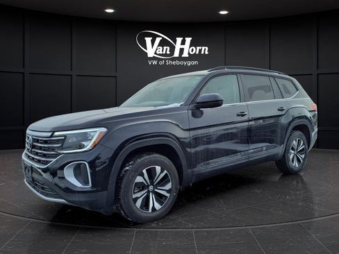 Used 2024 Volkswagen Atlas SE image 5