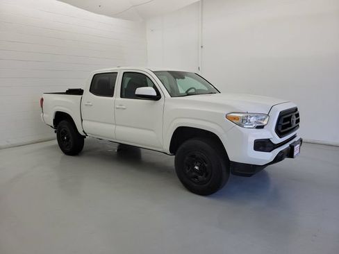 Used 2021 Toyota Tacoma SR AWD/4WD image 4