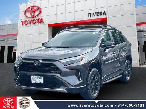Used 2024 Toyota RAV4 XSE w/ Advanced Technology Package AWD/4WD image 4