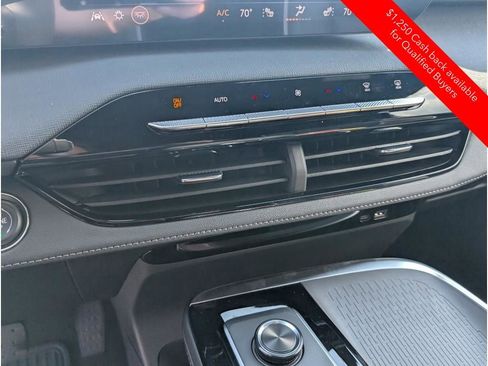 New 2026 Buick Enclave Sport Touring w/ Power Package FWD image 23