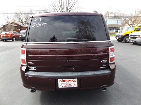 Used 2018 Ford Flex SEL image 7