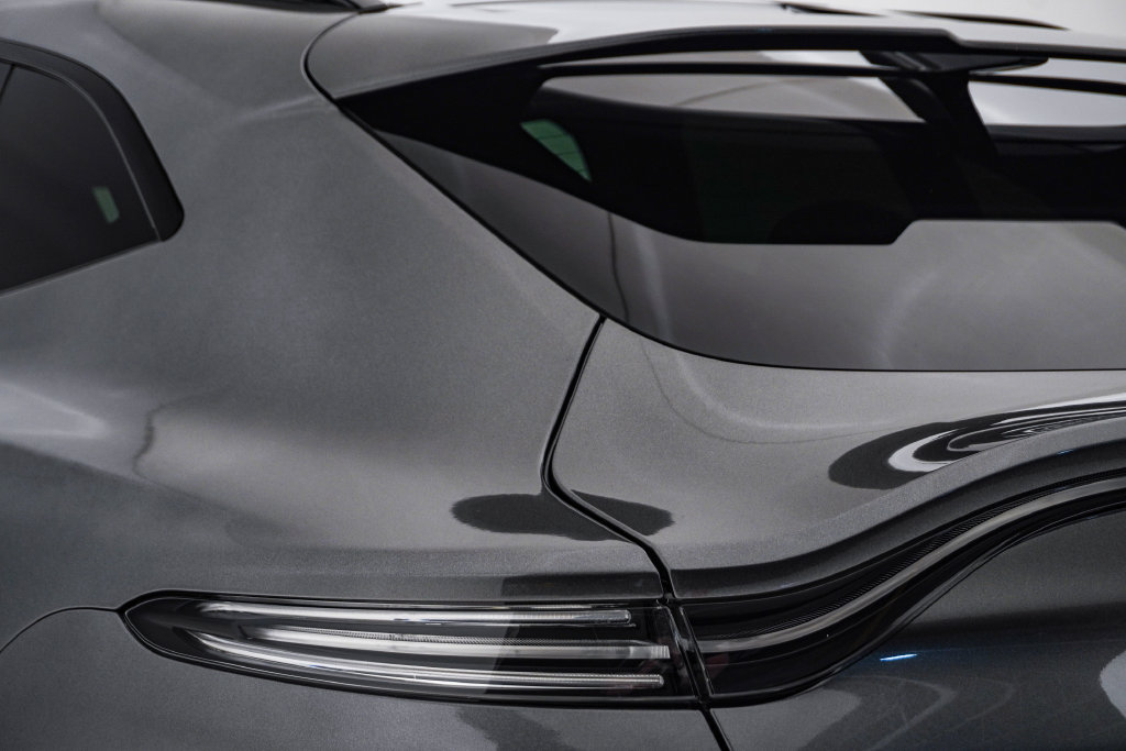 Used 2026 Aston Martin DBX 707 AWD/4WD image 14