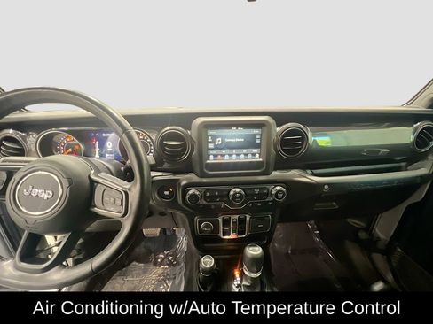 Used 2021 Jeep Wrangler Unlimited Sport image 23