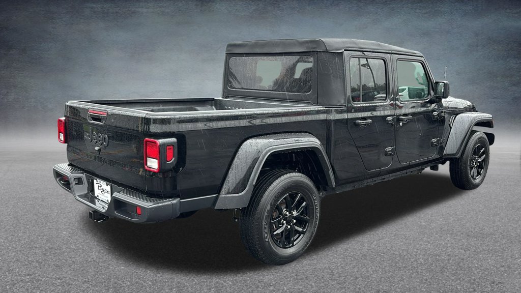 Used 2023 Jeep Gladiator Sport AWD/4WD image 30