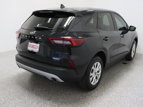 Used 2025 Ford Escape Active AWD/4WD image 7
