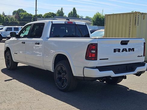 New 2026 RAM 1500 4x4 Crew Cab image 5