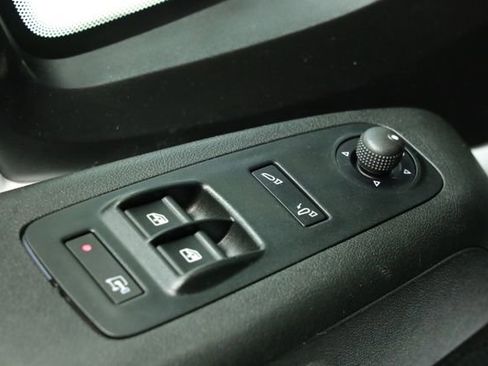 Used 2024 RAM ProMaster 2500 w/ Convenience Group FWD image 26