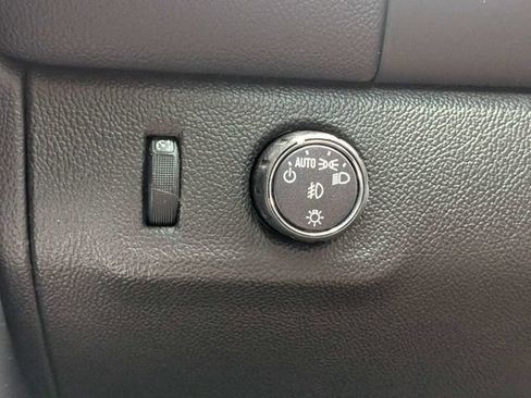 Used 2021 Chevrolet Colorado LT w/ LT Convenience Package RWD image 29
