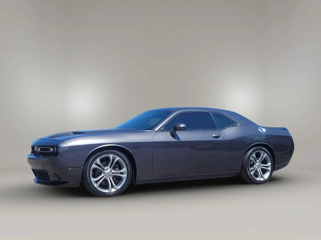 Used 2020 Dodge Challenger R/T RWD image 27
