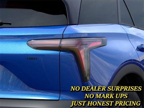 New 2025 Chevrolet Blazer EV LT image 11