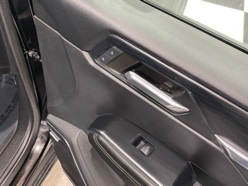 Used 2024 GMC Acadia Elevation image 23