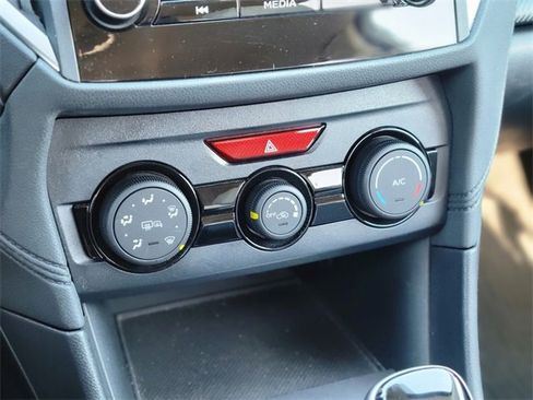 Used 2019 Subaru Crosstrek 2.0i Premium w/ Eyesight System image 24