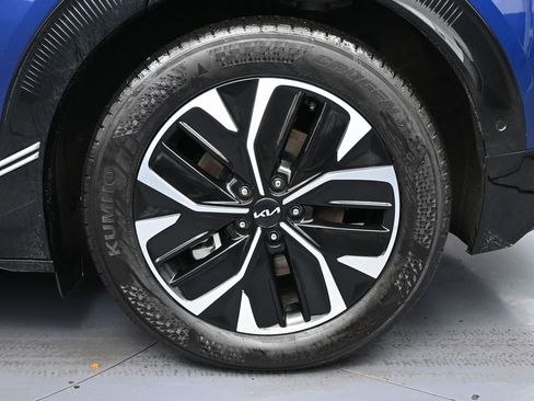 Used 2023 Kia EV6 Wind w/ Wind Technology Package image 12