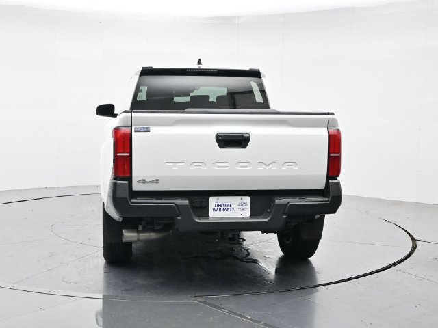 Used 2024 Toyota Tacoma SR AWD/4WD image 8