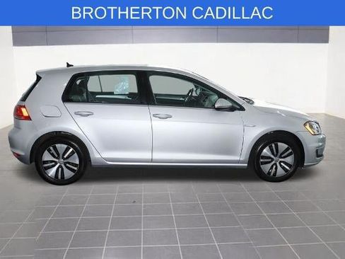 Used 2016 Volkswagen e-Golf SE FWD image 8